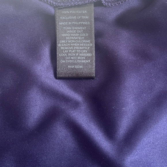 Express Dress - Picture 4 of 5